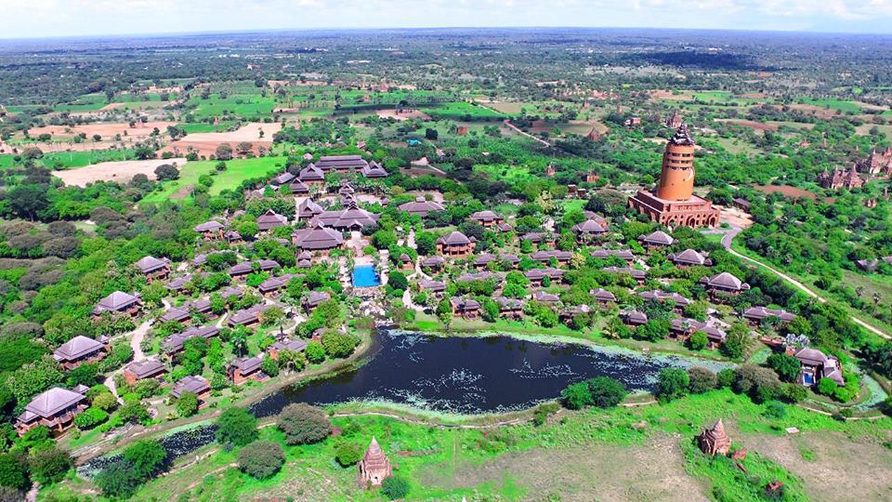 Aureum Palace Hotel & Resort Bagan Nyaung-U Exterior photo