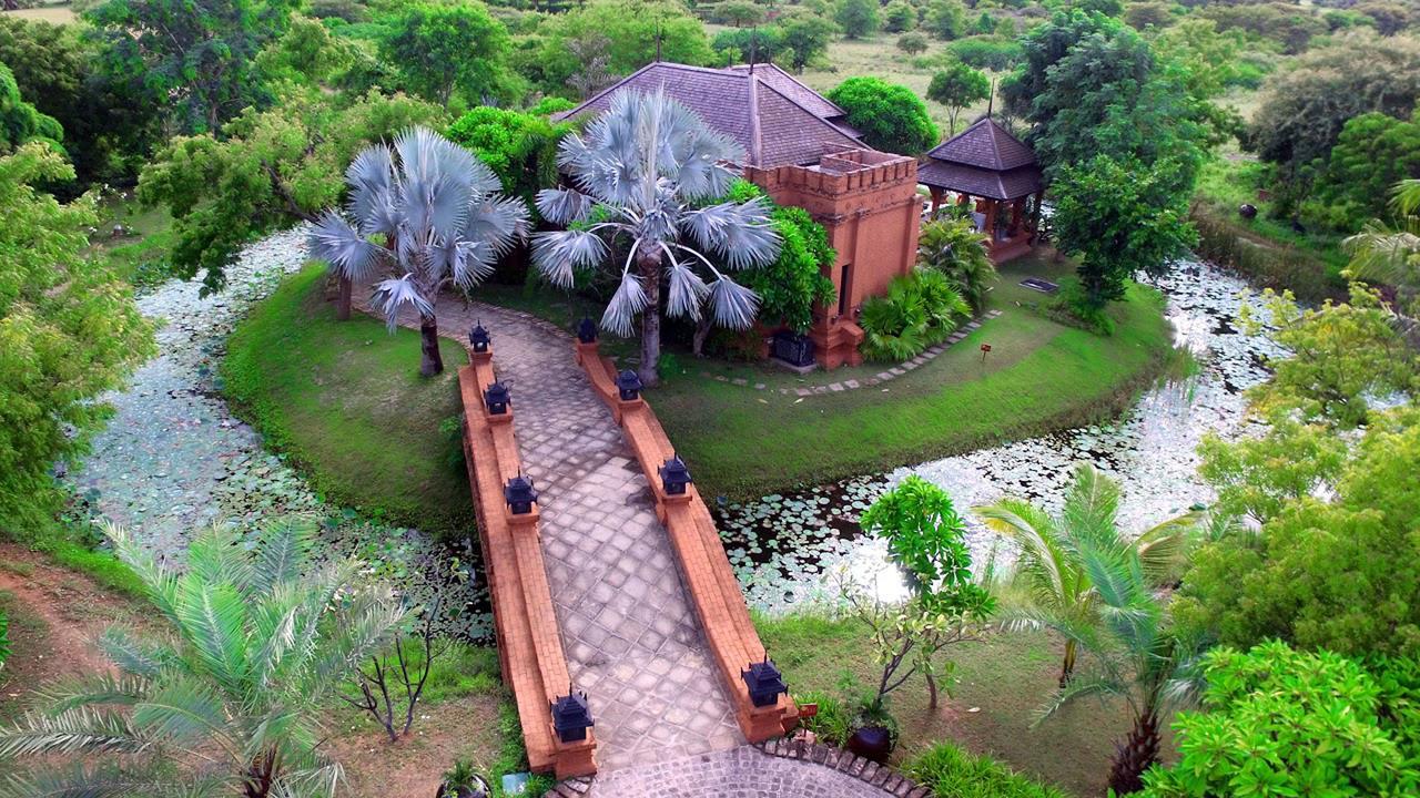 Aureum Palace Hotel & Resort Bagan Nyaung-U Exterior photo
