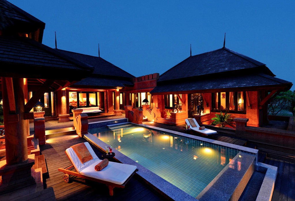 Aureum Palace Hotel & Resort Bagan Nyaung-U Exterior photo