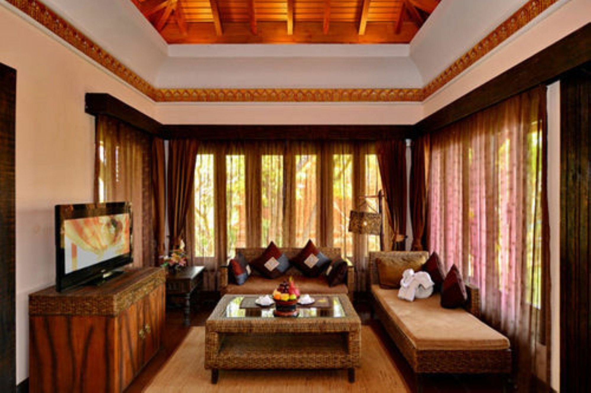 Aureum Palace Hotel & Resort Bagan Nyaung-U Exterior photo